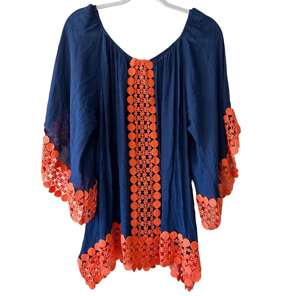2tee Couture Flowy Lightweight Lace Trim Top in Blue and Orange, Size Medium
